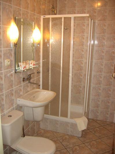 Hotel Restauracja Kaukaska Jadwiga Choroszy Wolsztyn Rum bild